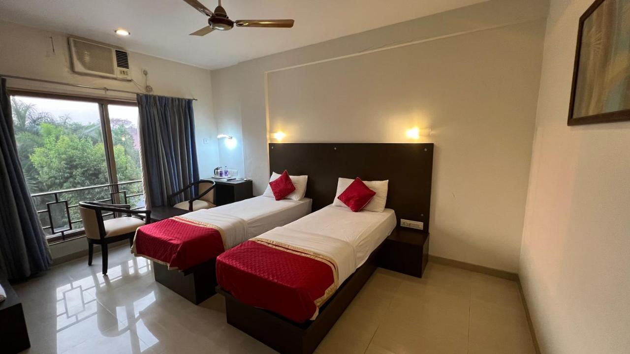 Resort Silver Hills โลนาวาลา ภายนอก รูปภาพ
