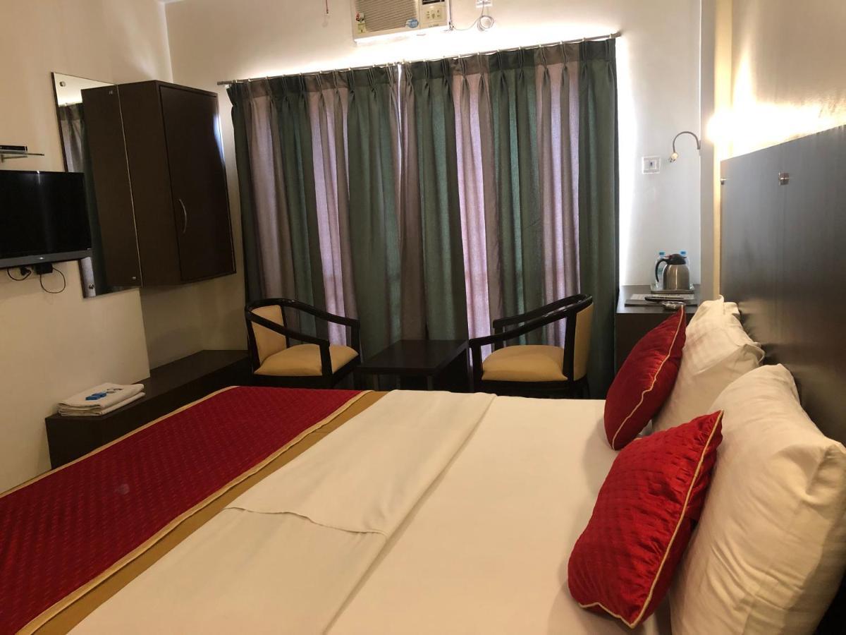 Resort Silver Hills โลนาวาลา ภายนอก รูปภาพ