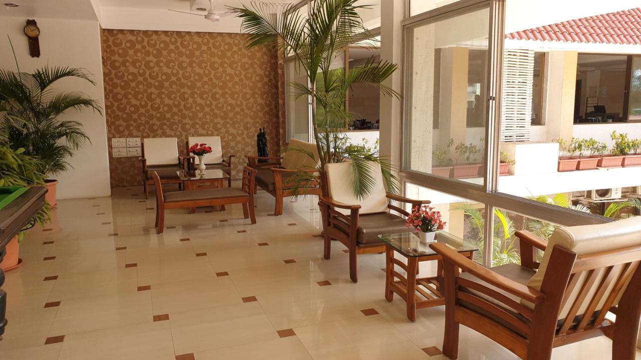 Resort Silver Hills โลนาวาลา ภายนอก รูปภาพ