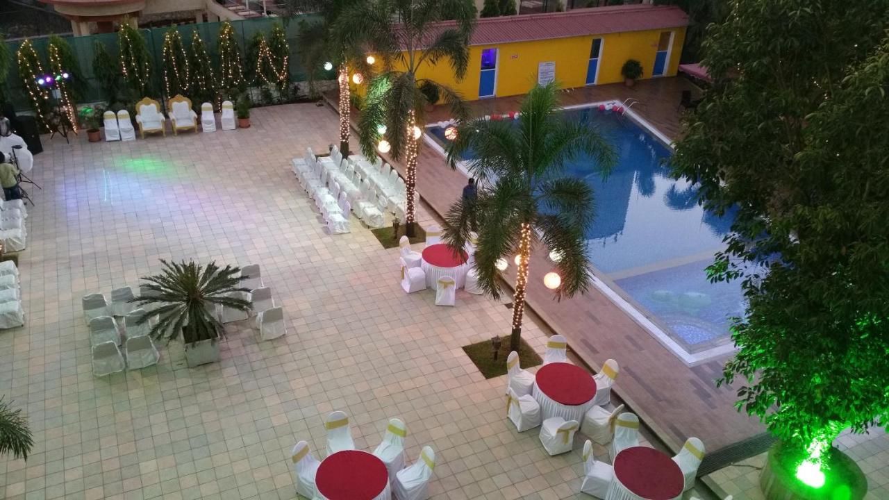 Resort Silver Hills โลนาวาลา ภายนอก รูปภาพ