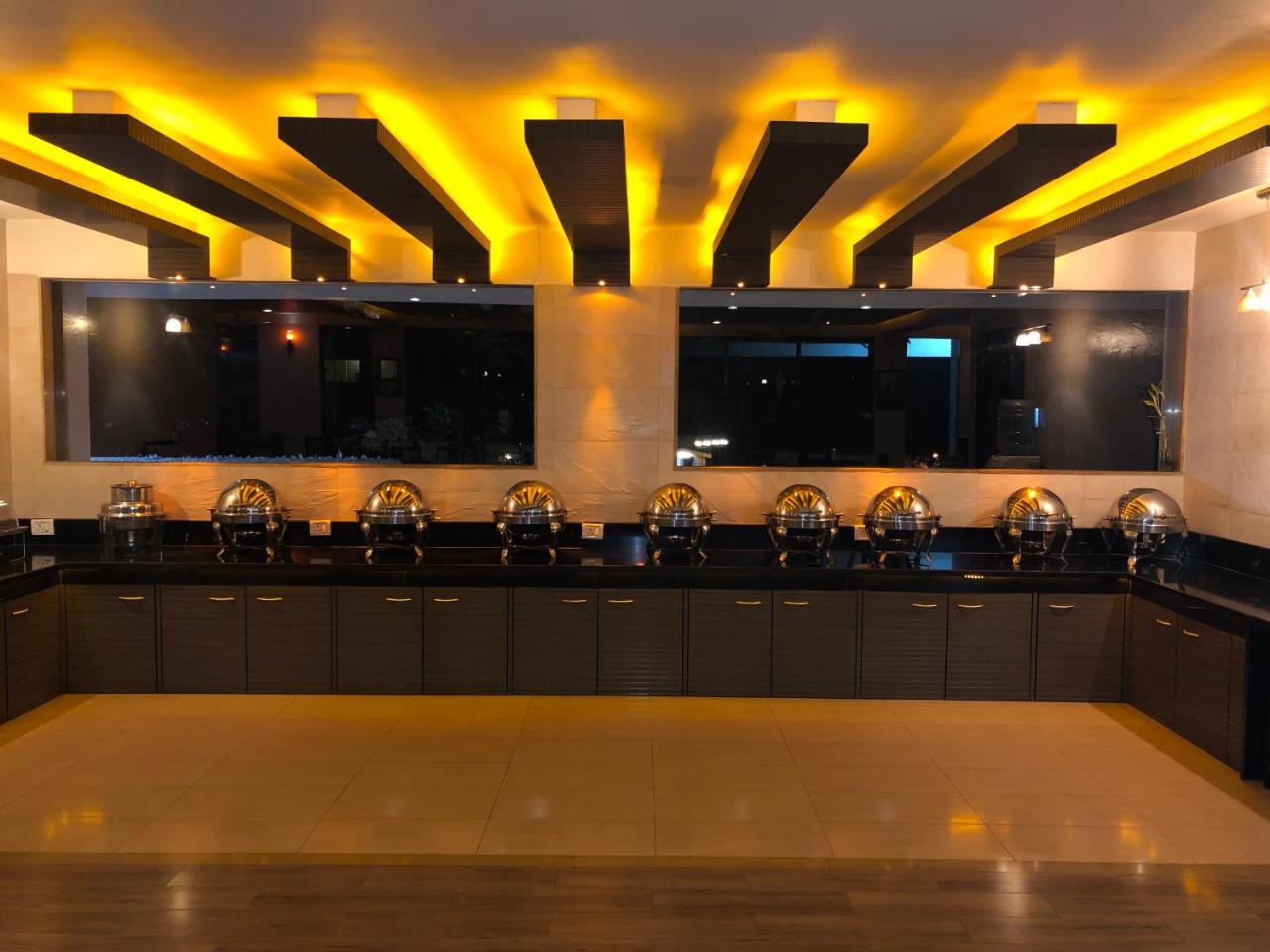 Resort Silver Hills โลนาวาลา ภายนอก รูปภาพ
