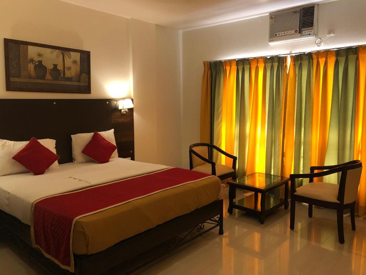 Resort Silver Hills โลนาวาลา ภายนอก รูปภาพ